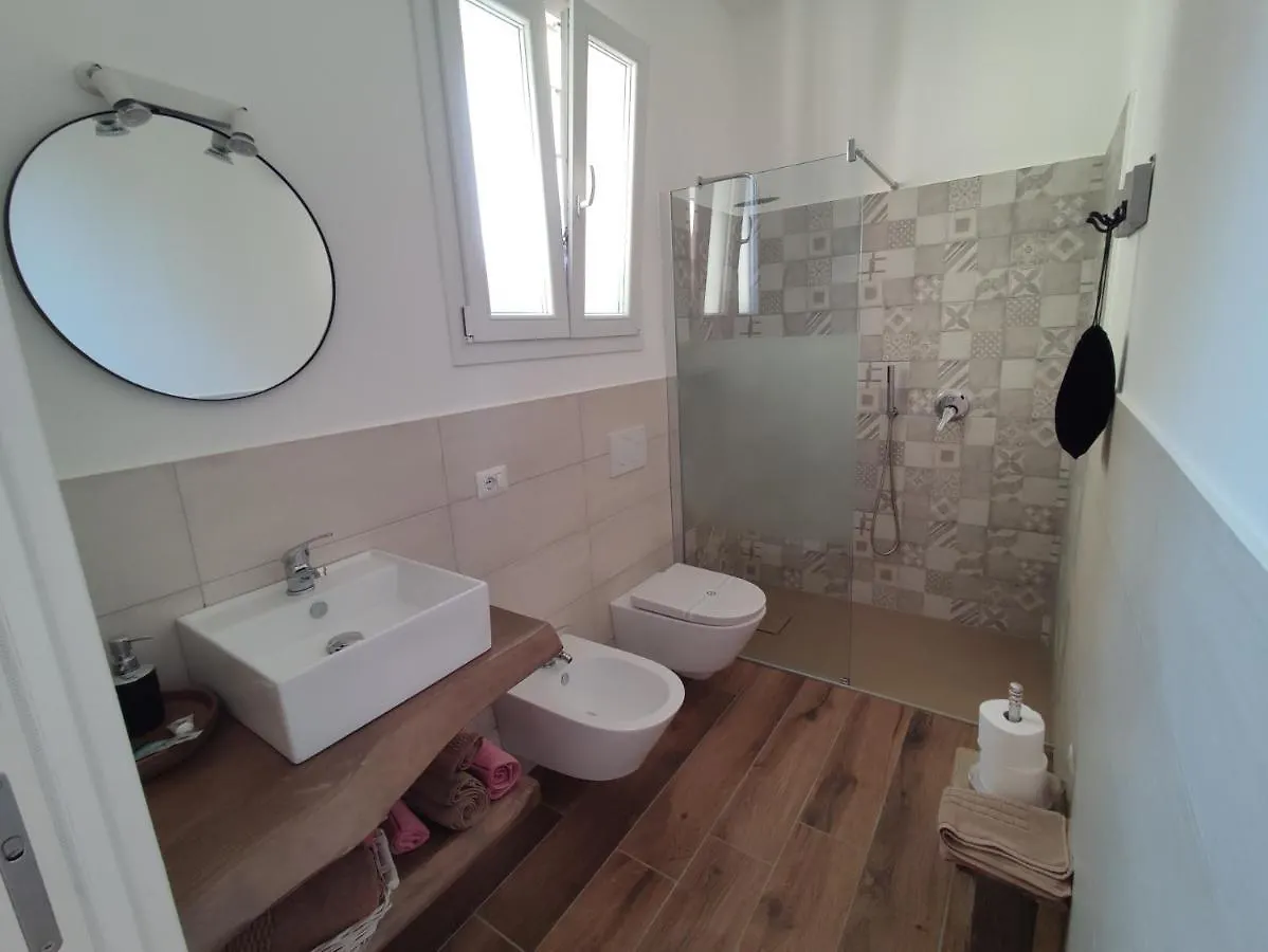 Lora Giusta Guest House 코모 0*,  이탈리아
