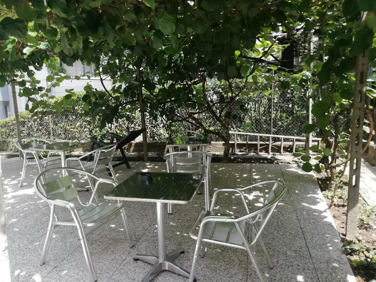 Lora Giusta Guest House 코모